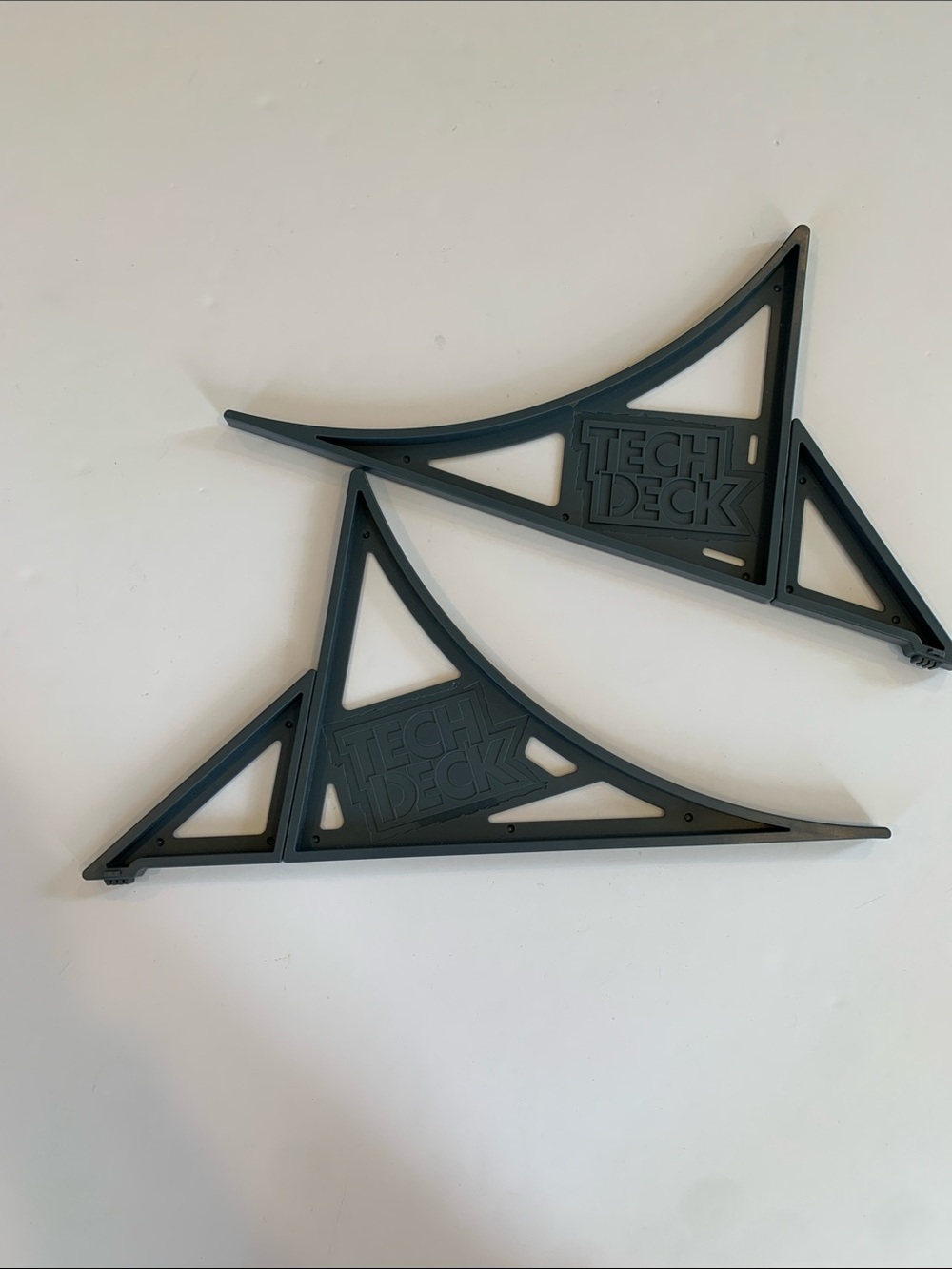 Tech Deck Plastic Support Brackets for Fingerboard Ramp